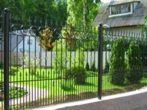 Кованые заборы на ленточном фундаменте 80 метров фото в Бутово