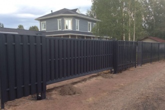 Забор из евроштакетника с бетонированием столбов 80 метров фото в Бутово
